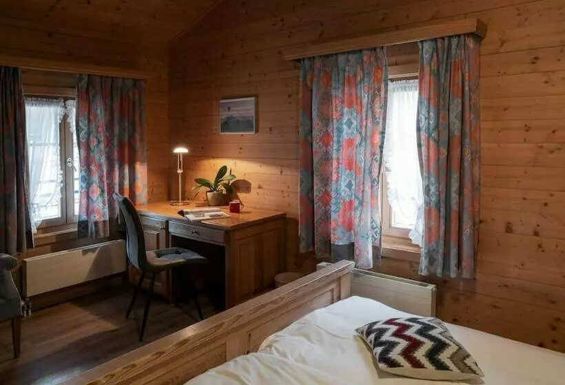 Hotelli De Commune Rougemont