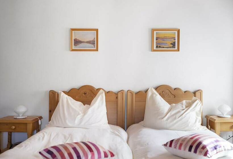 Hotel De Commune Rougemont