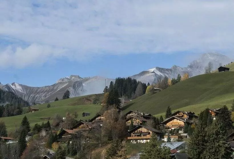 Hotelli De Commune Rougemont
