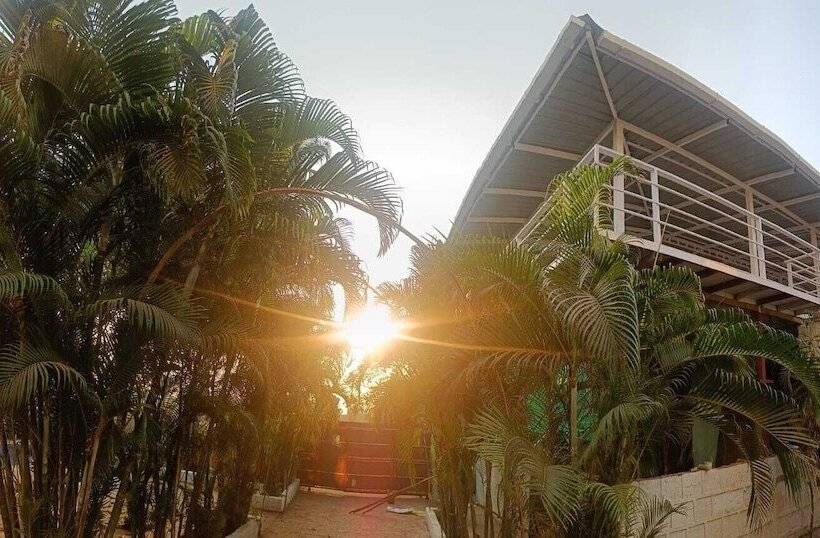 Fabhotel Edem Garden