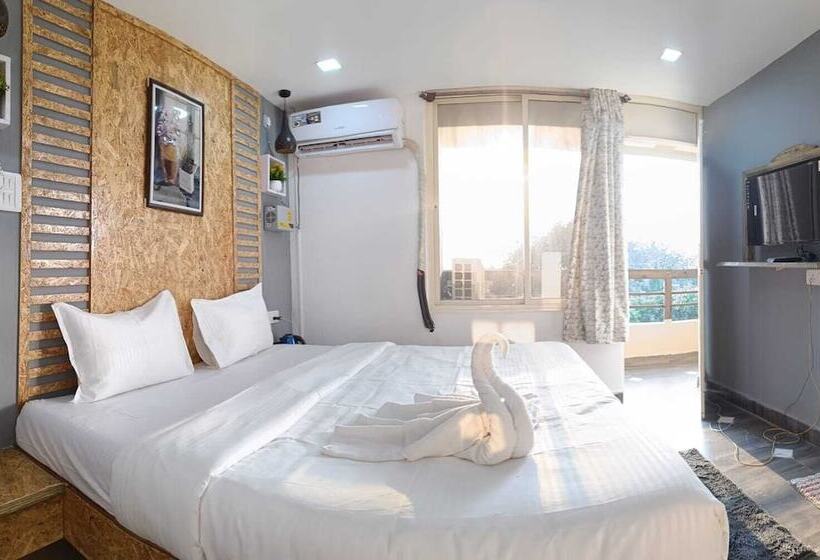 Fabhotel Edem Garden