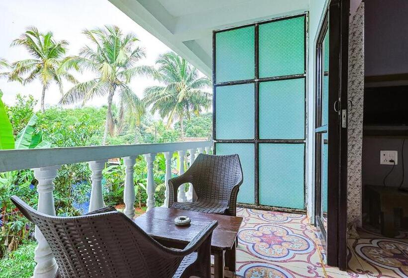 Fabhotel Edem Garden