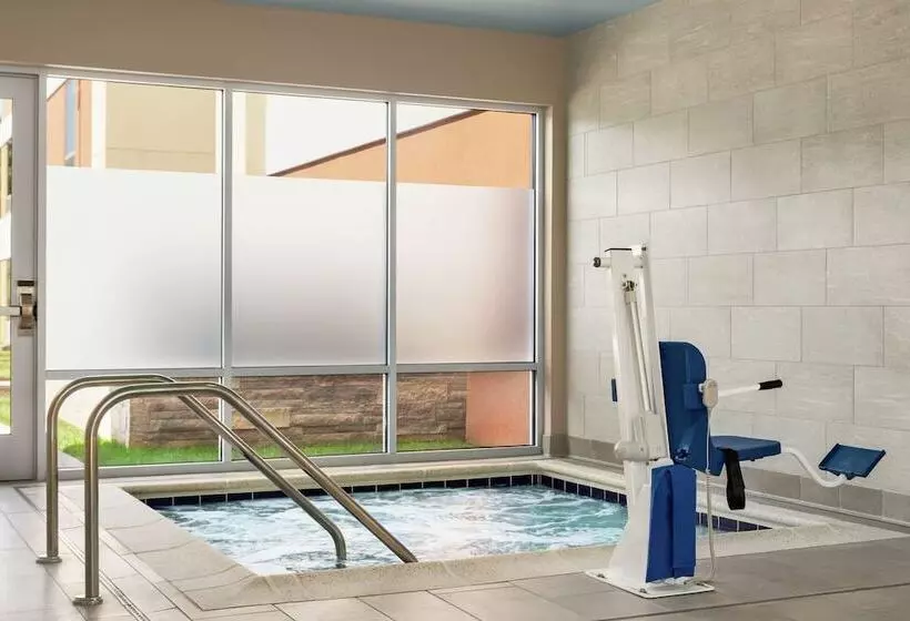 ホテル Home2 Suites By Hilton Leesburg