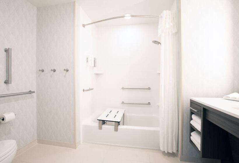 Отель Home2 Suites By Hilton Leesburg