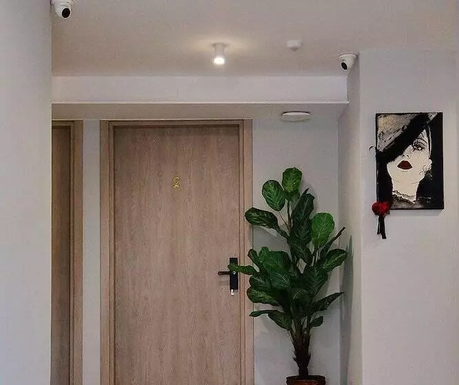 هتل Menta Studios