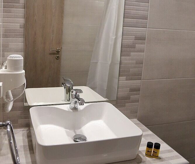 فندق Menta Studios