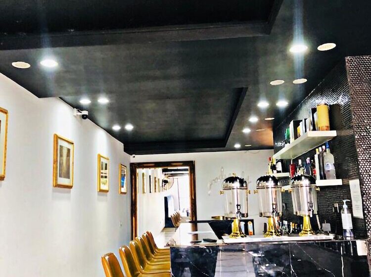 هتل Muse Boutique