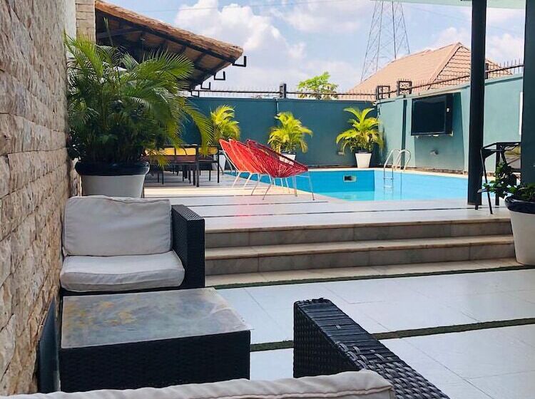 هتل Muse Boutique