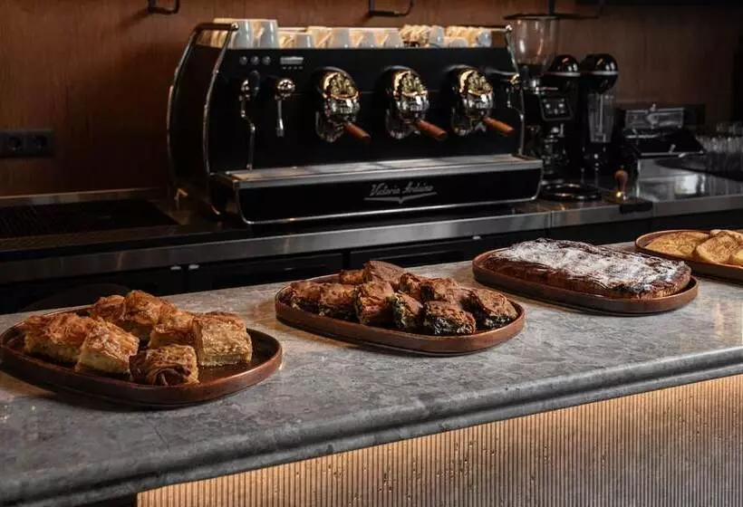 Hotelli Unedo All Seasons