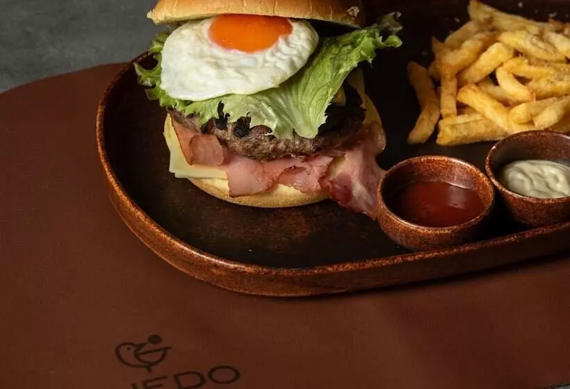 Hotelli Unedo All Seasons