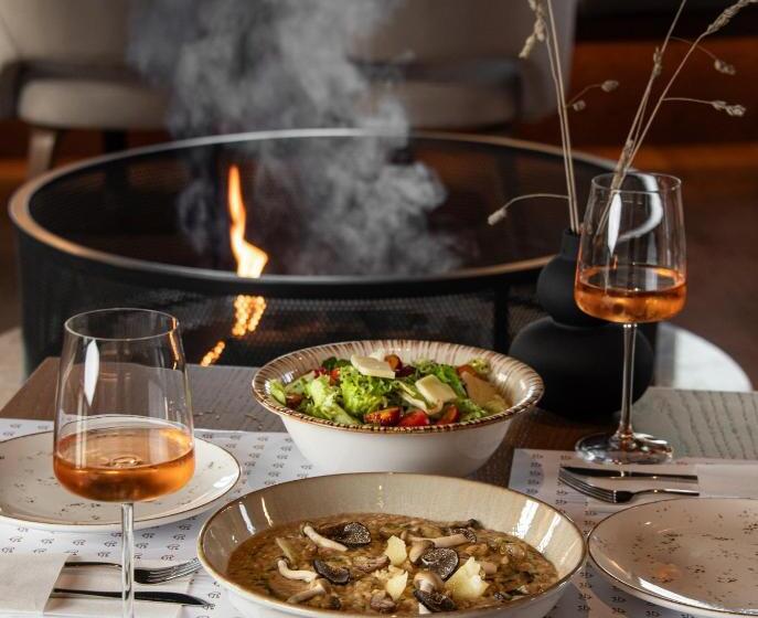 בית מלון כפרי Unedo All Seasons