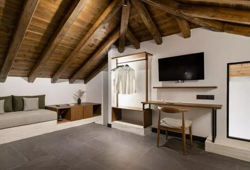 Hotelli Unedo All Seasons