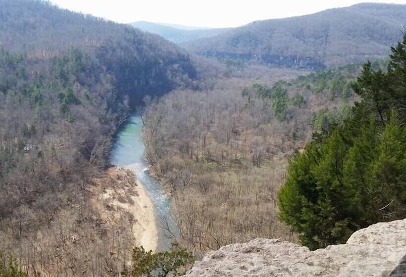 ホテル Windstorm Cabin