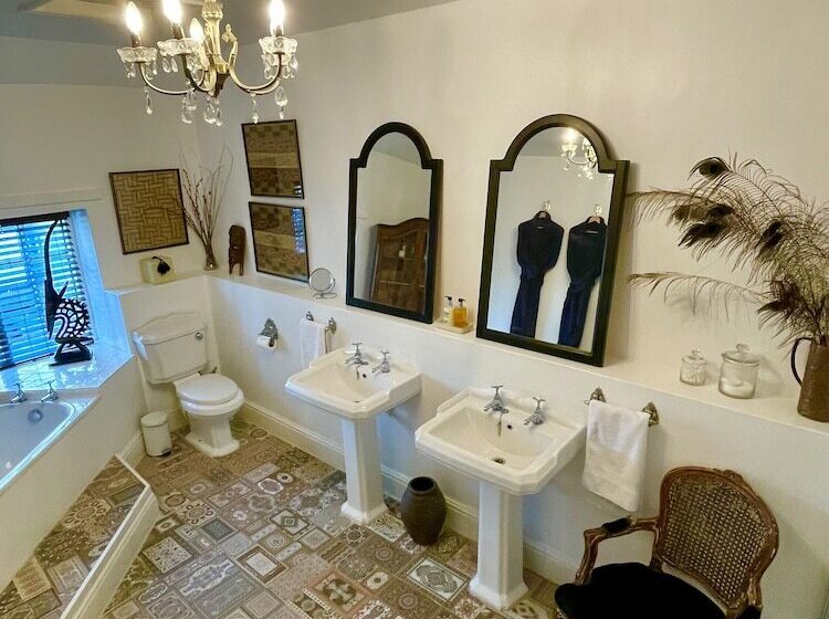 بنسيون Fox And Hounds