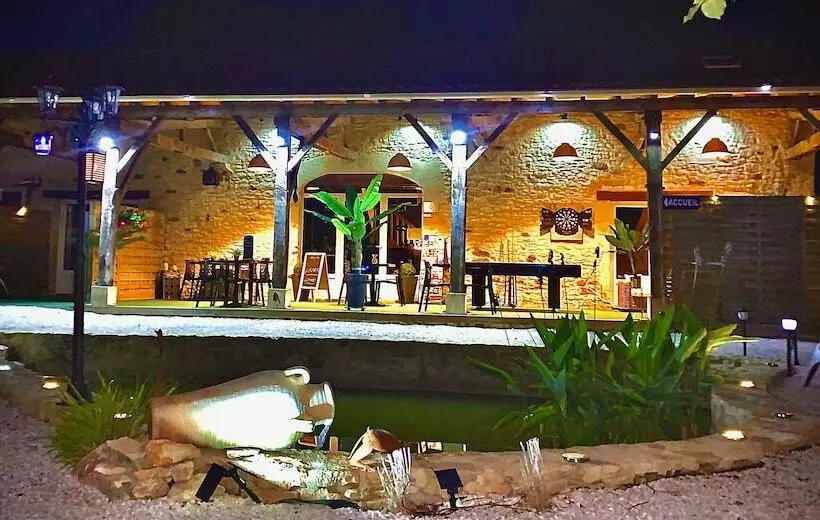 Majatalo La Biche Au Bois