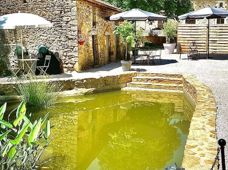 Majatalo La Biche Au Bois