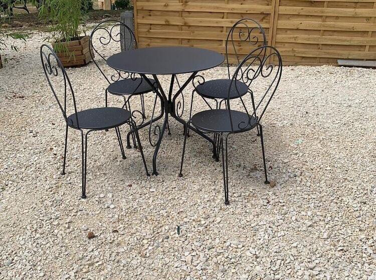 פנסיון La Biche Au Bois