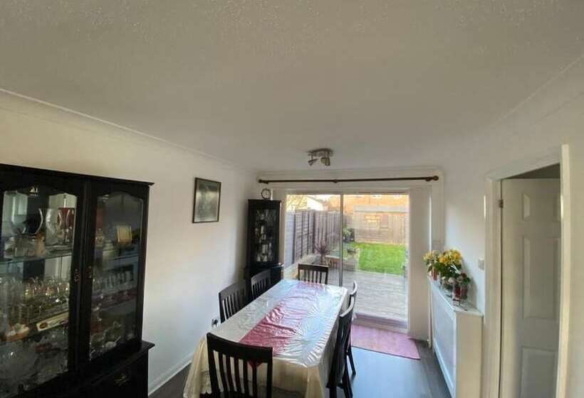 بنسيون Lovely Homes