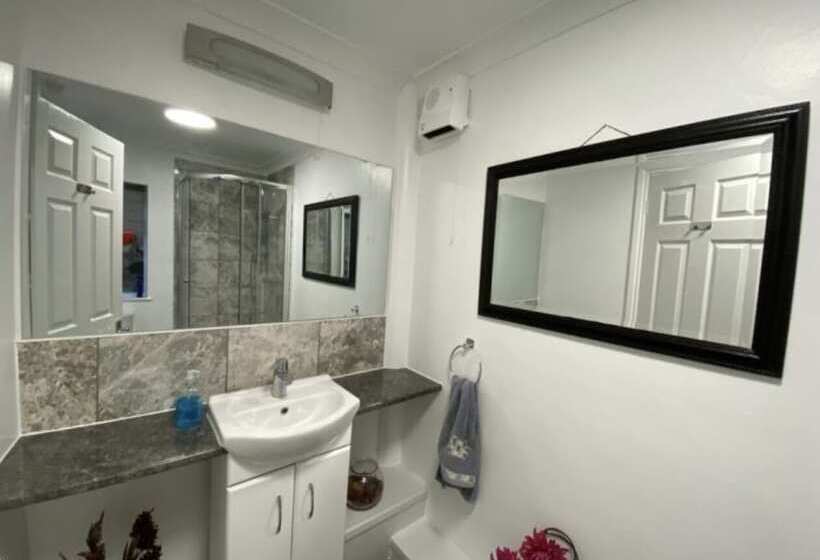 بنسيون Lovely Homes