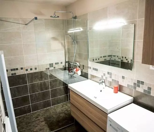 ペンション Sous Les Pins