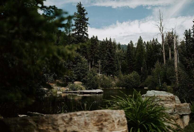 Resort Mountainside Lodging & Retreats