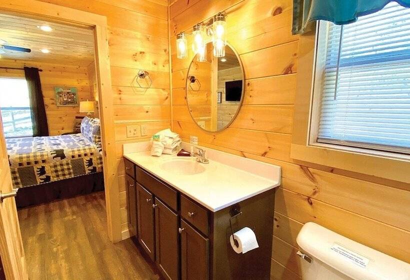 A Creekside On The Bluff