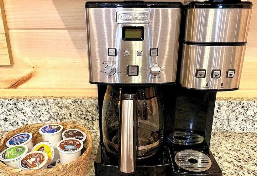 A Creekside On The Bluff