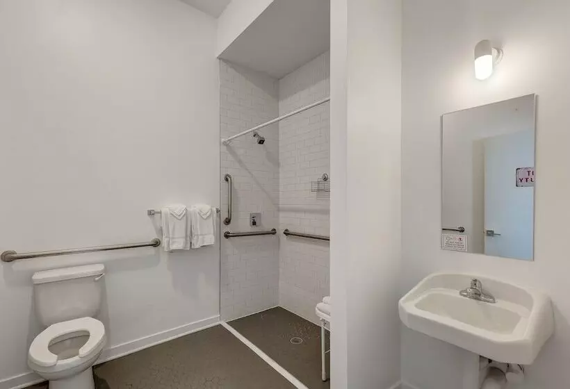 Ada Accessible! Handicap Friendly Features Make This Spot Accessible For All!   747 Lofts Cabin 106