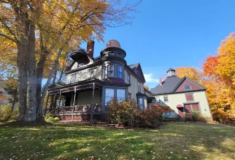 Aamiaismajoitus (B&B) The Elizabeth Inn And Restaurant