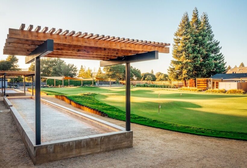 مبيت وإفطار The Ruse