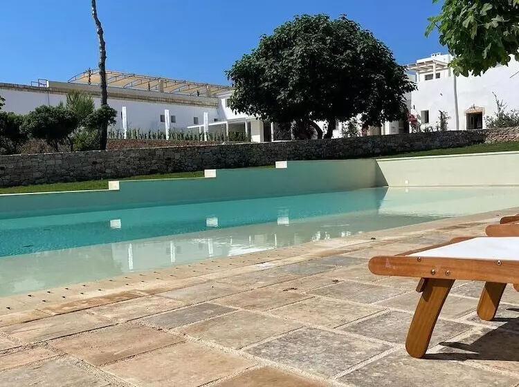 簡易ホテル Masseria Baroni Di Montesardo