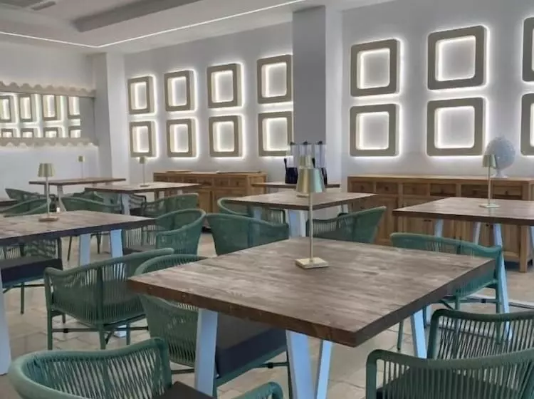 簡易ホテル Masseria Baroni Di Montesardo