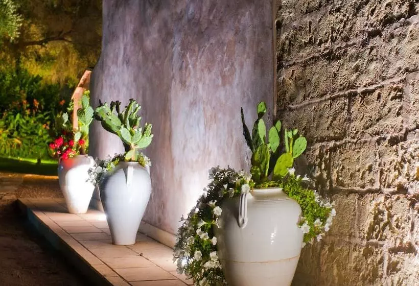 簡易ホテル Masseria Baroni Di Montesardo