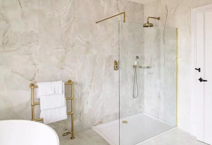 Hotelli Brig O  Doon House