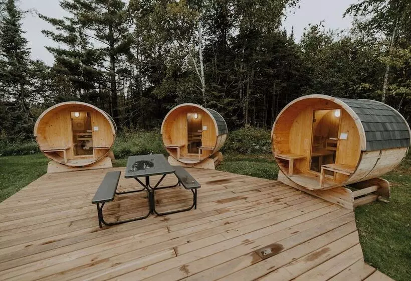 Hotelli North Shore Camping Company