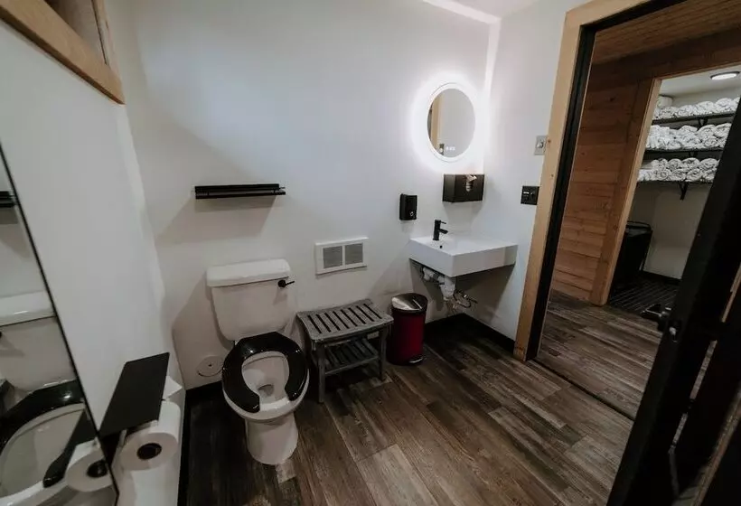 Hotelli North Shore Camping Company