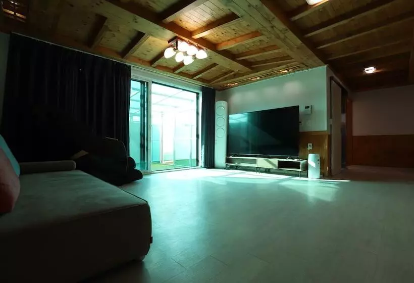ホテル Z