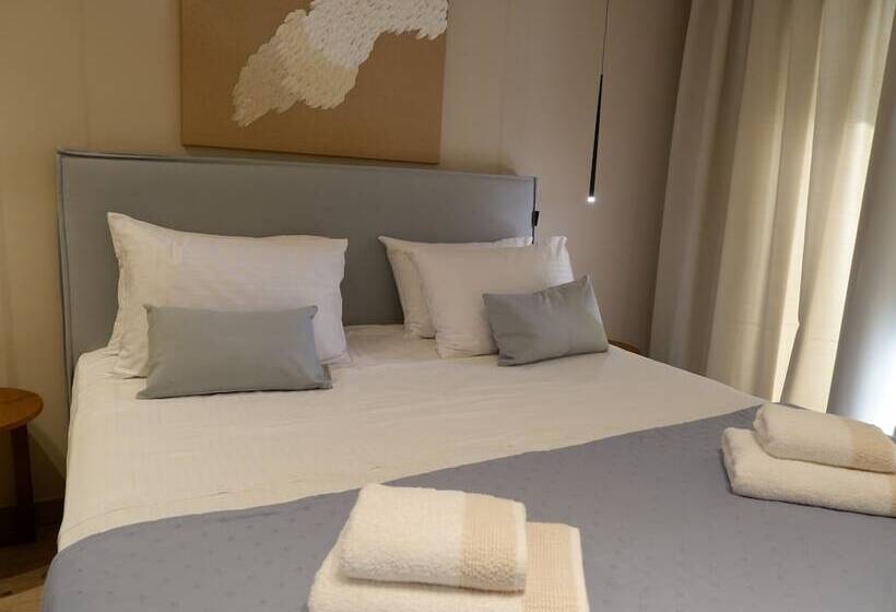 Kaiser Luxury Suites