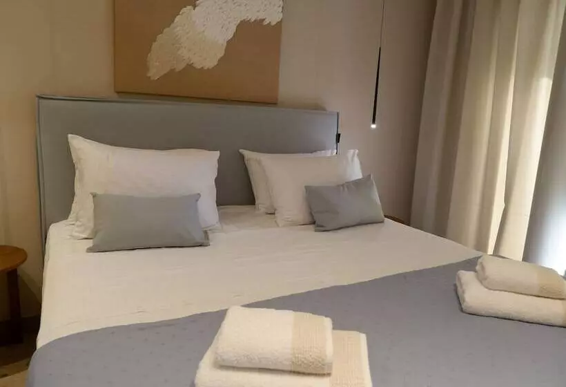 Kaiser Luxury Suites