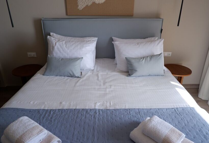 Kaiser Luxury Suites