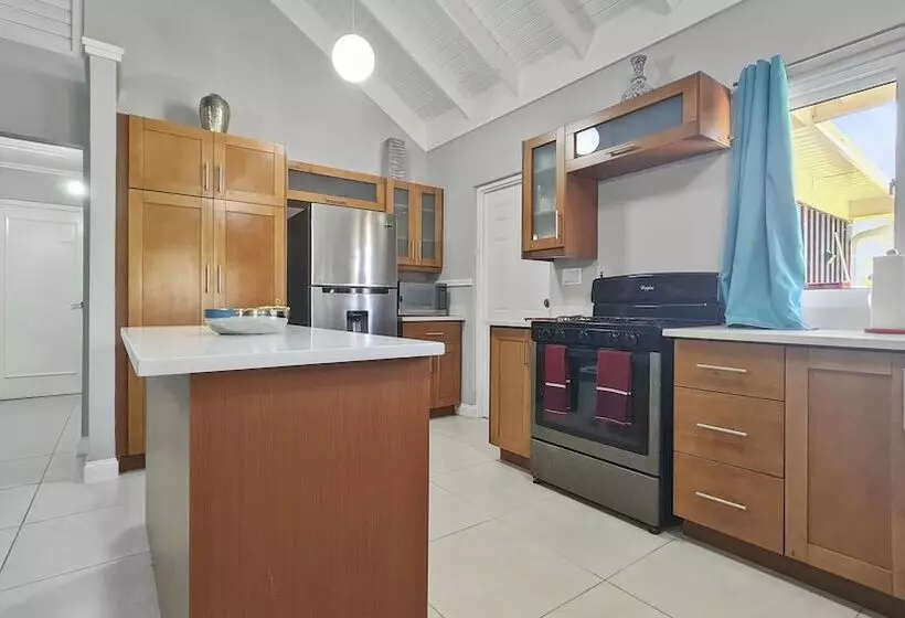 پانسیون Casa Maurice Ocho Rios Villa