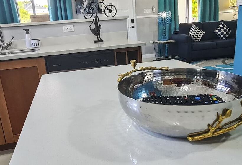 پانسیون Casa Maurice Ocho Rios Villa