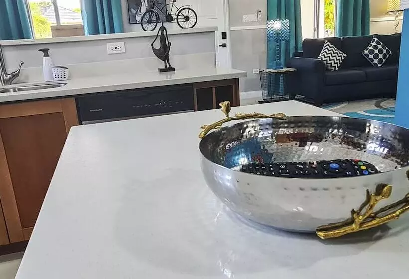 پانسیون Casa Maurice Ocho Rios Villa