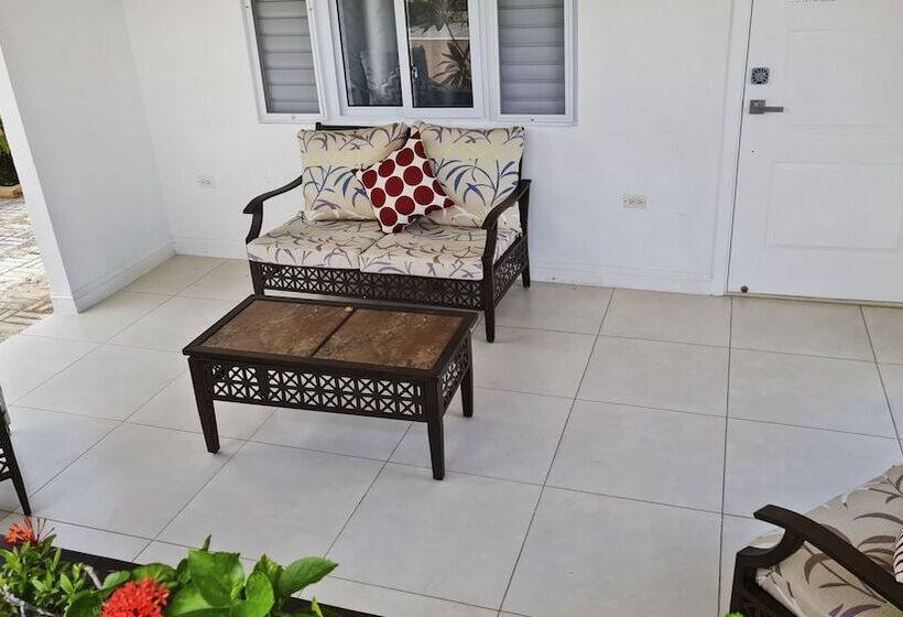 پانسیون Casa Maurice Ocho Rios Villa