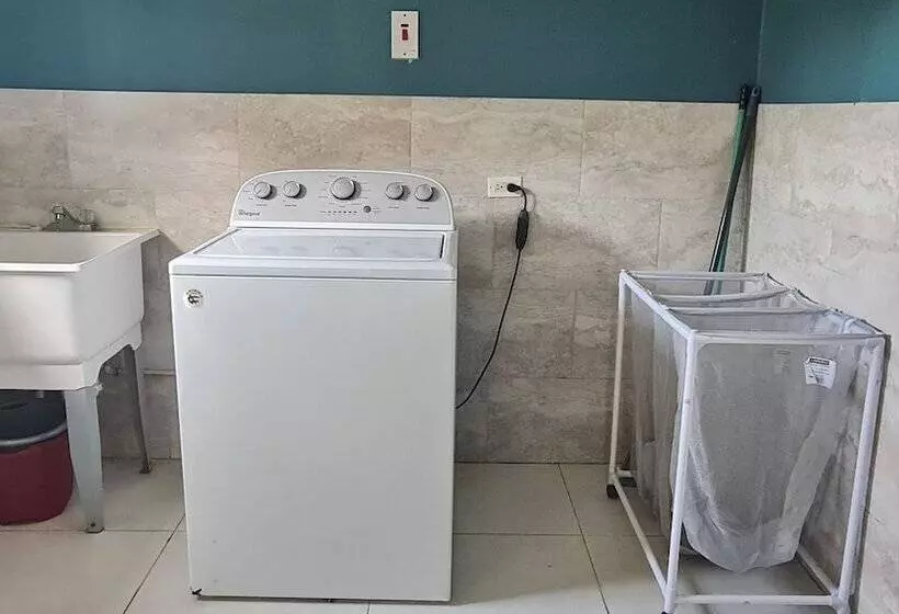 پانسیون Casa Maurice Ocho Rios Villa