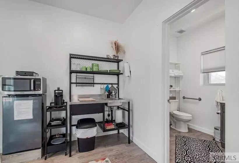 ペンション Winzig Lodge