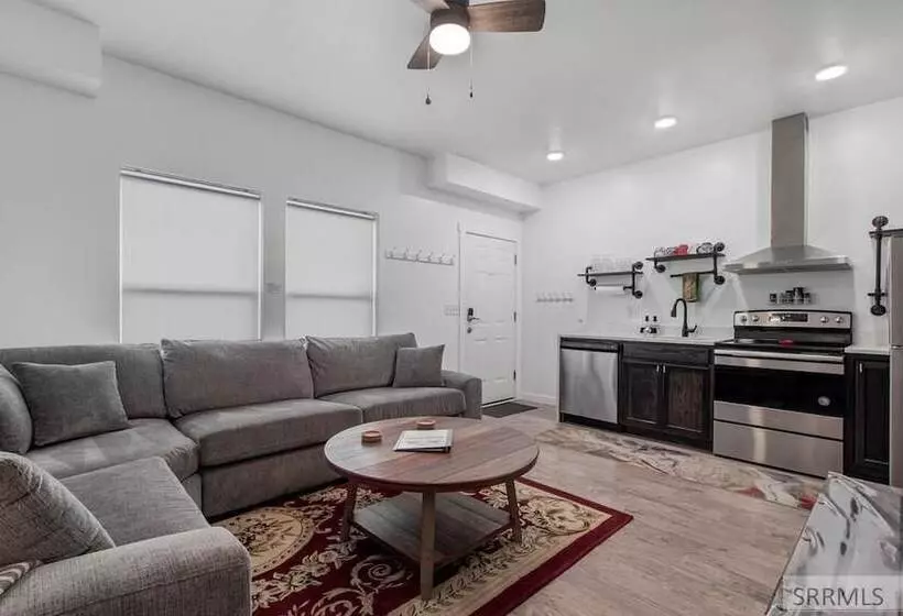 ペンション Winzig Lodge