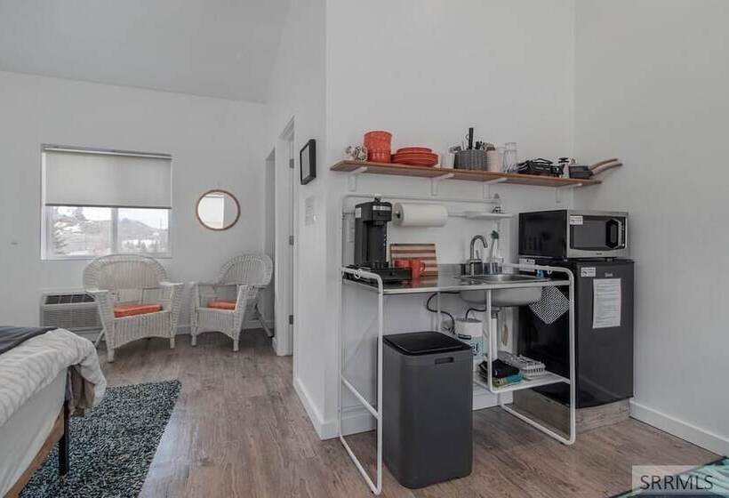 Пансион Winzig Lodge