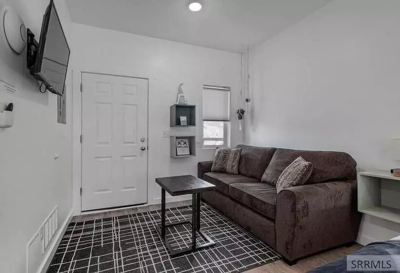 ペンション Winzig Lodge