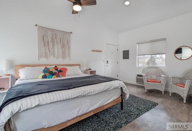 Пансион Winzig Lodge